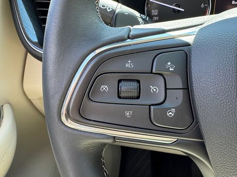 Used 2023 Buick Envision Essence AWD/4WD image 31