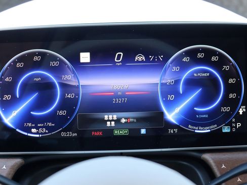 Used 2023 Mercedes-Benz EQS 450+ 4MATIC SUV w/ Exclusive Trim Package image 34