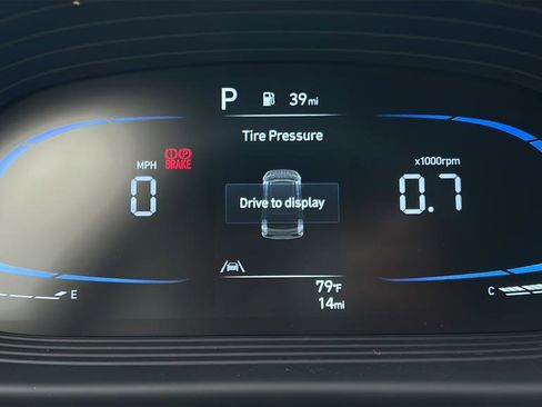 New 2026 Hyundai Venue SEL FWD image 25