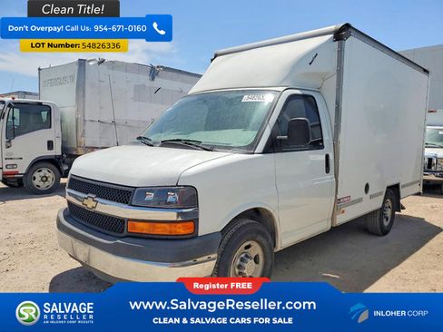 Used 2014 Chevrolet Express 3500 w/ Chrome Appearance Package RWD image 1