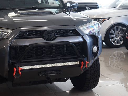 Used 2015 Toyota 4Runner Trail AWD/4WD image 9