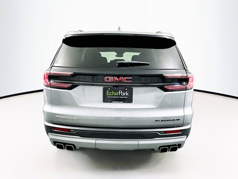 Used 2025 GMC Acadia Elevation image 7