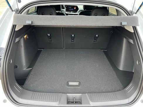 New 2026 Chevrolet Trax LT w/ LT Convenience Package FWD image 15