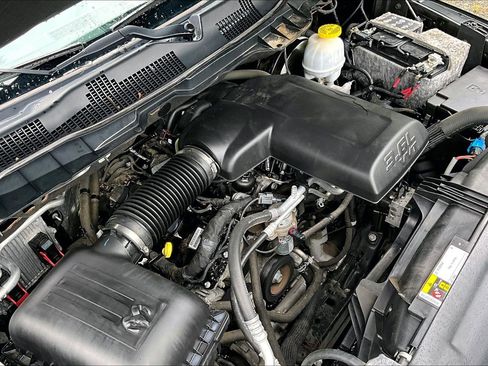 Used 2019 RAM 1500 Tradesman w/ Chrome Plus Package AWD/4WD image 31
