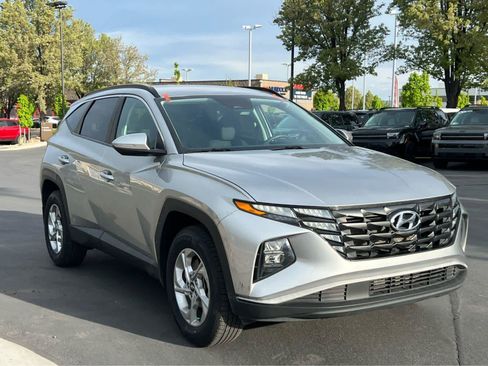 Certified 2023 Hyundai Tucson SEL AWD/4WD image 4