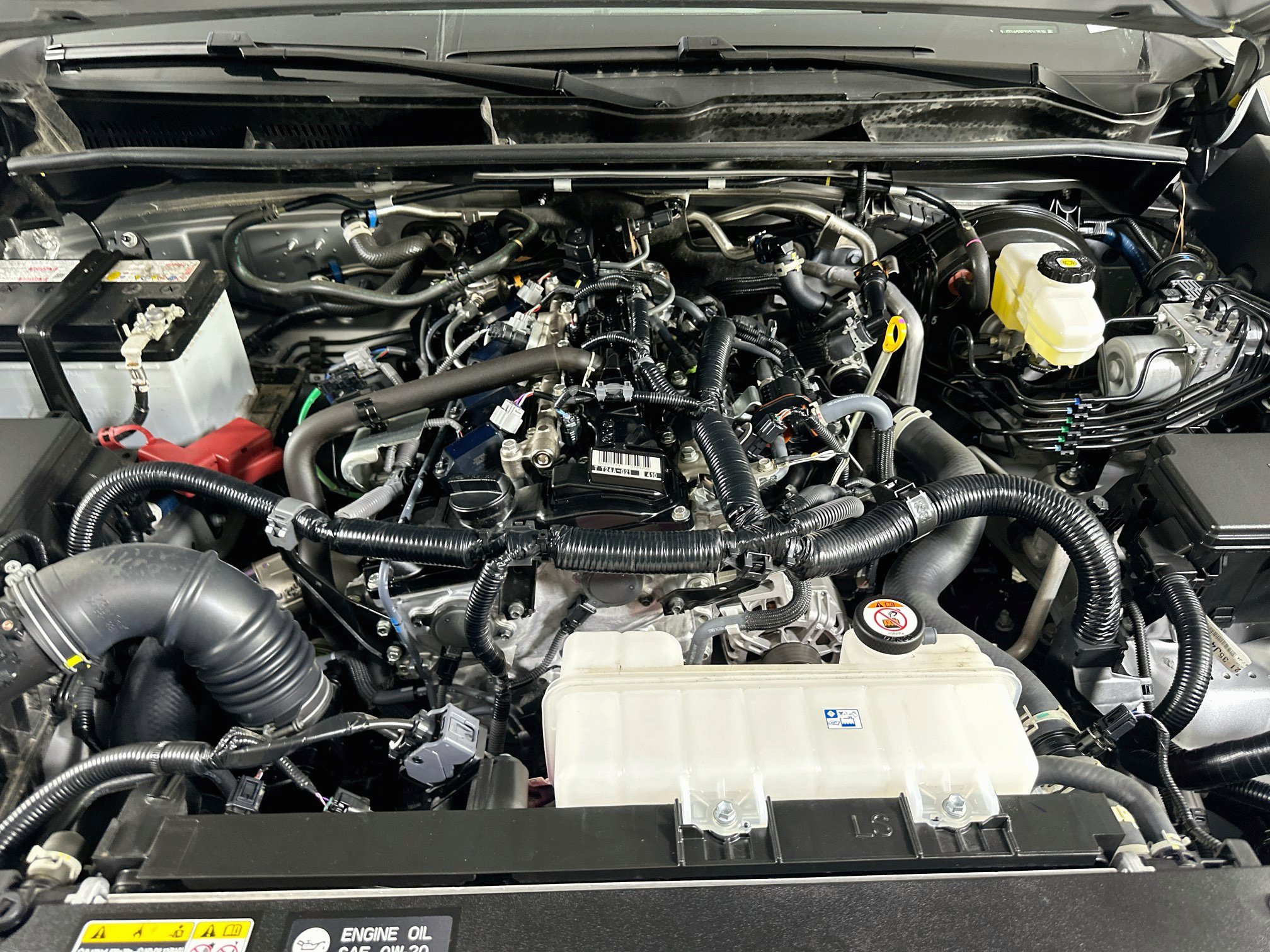 Used 2025 Toyota 4Runner SR5 AWD/4WD image 32