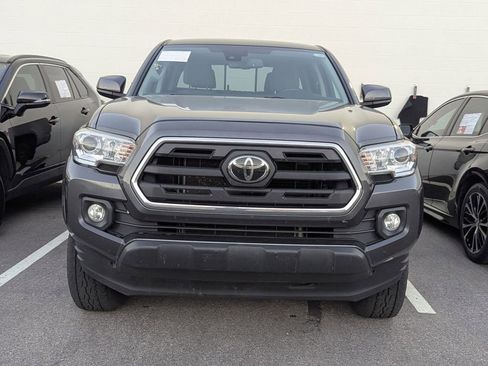 Used 2019 Toyota Tacoma SR5 image 2