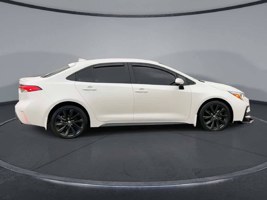 Used 2024 Toyota Corolla SE FWD image 9