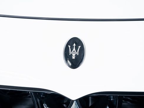 Used 2023 Maserati Grecale Modena image 17