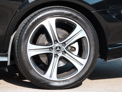 Used 2019 Mercedes-Benz E 300 image 27