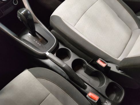 Used 2022 Chevrolet Trax LS w/ Tint and Cruise Package FWD image 26