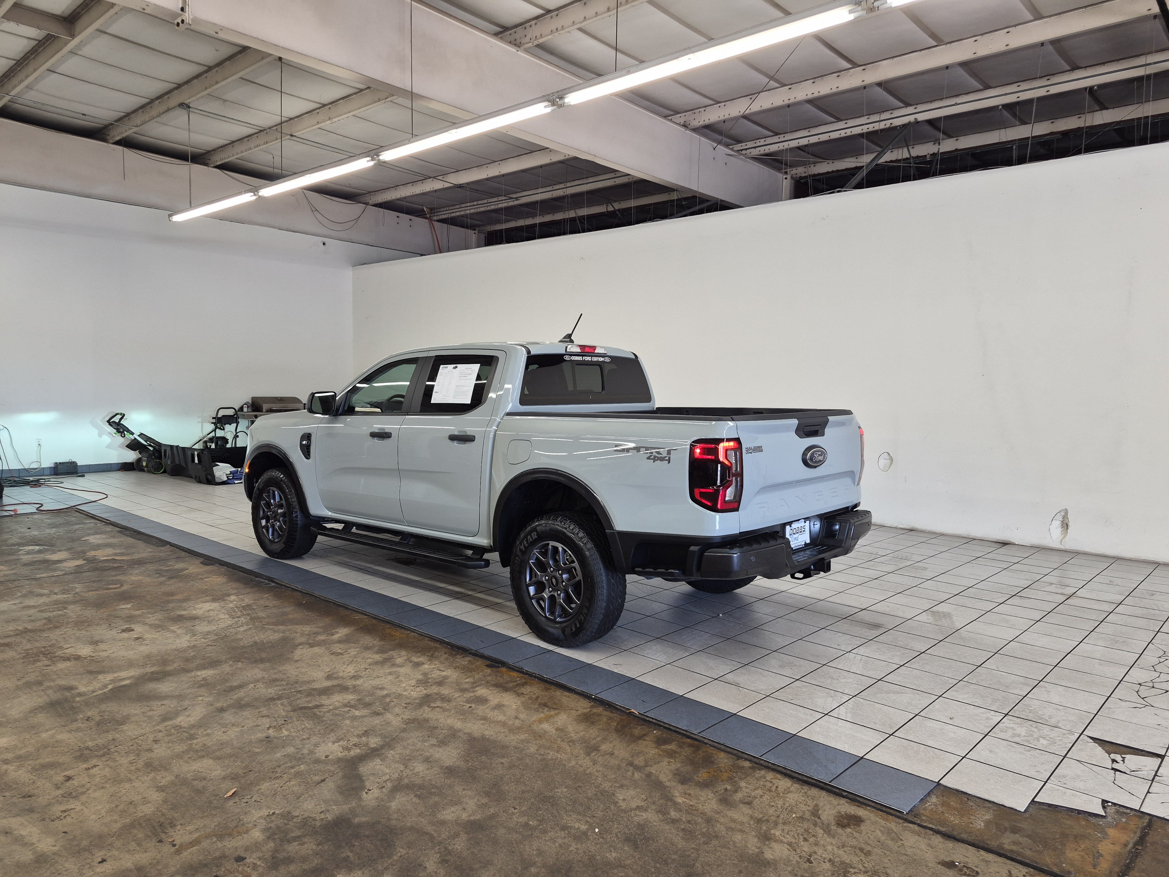 Used 2024 Ford Ranger XLT w/ Equipment Group 301A High AWD/4WD image 5