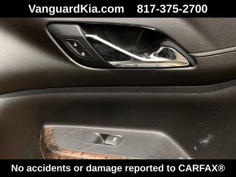 Used 2021 GMC Acadia Denali w/ Denali Technology Package FWD image 30