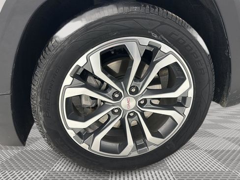 Used 2019 GMC Terrain SLT image 29