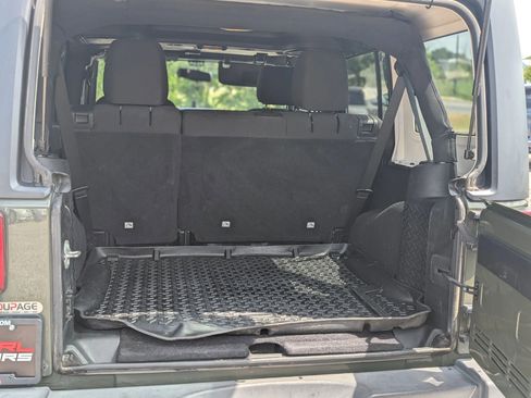 Used 2015 Jeep Wrangler Unlimited Sport w/ Quick Order Package 24S image 16