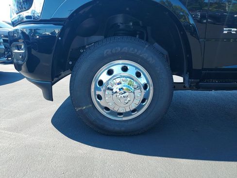 New 2026 RAM 3500 Longhorn AWD/4WD image 10