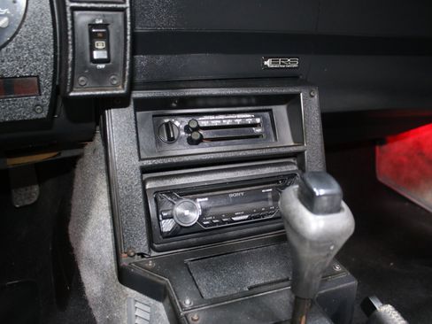 Used 1988 Chevrolet Camaro IROC-Z image 57