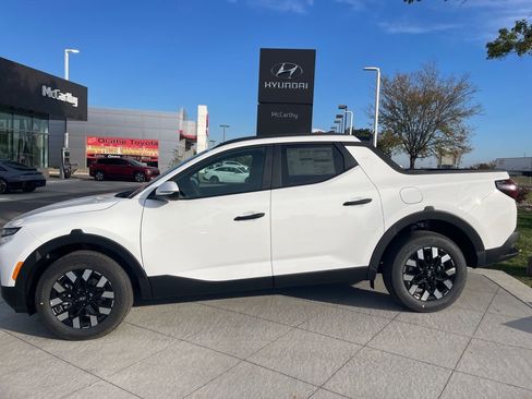 New 2026 Hyundai Santa Cruz SEL FWD image 2