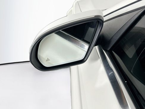 Used 2020 Mercedes-Benz C 300 Sedan image 16