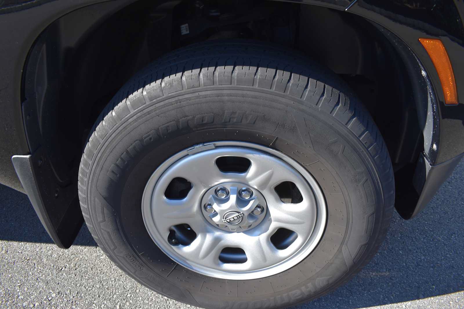 Used 2022 Nissan Frontier S w/ Technology Package AWD/4WD image 23