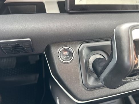 Used 2023 Land Rover Defender 110 S image 5