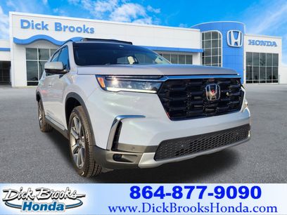 Used 2025 Honda Pilot Elite