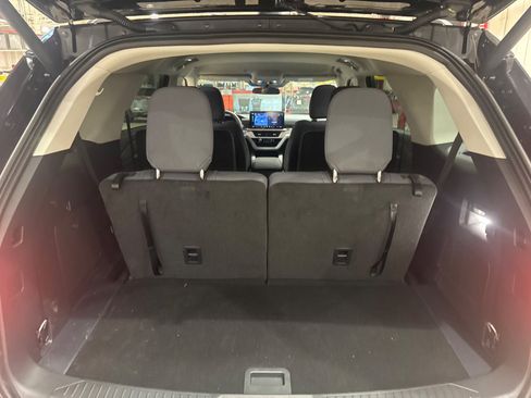 Used 2026 Ford Explorer Active RWD image 56