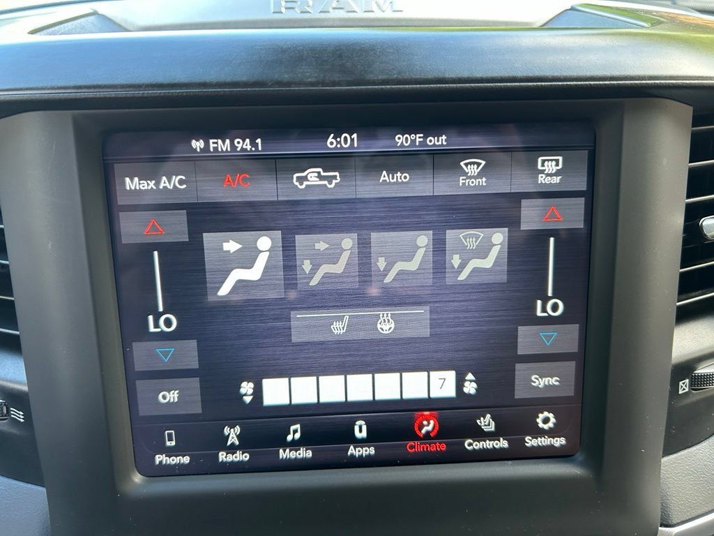 Used 2021 RAM 1500 Big Horn AWD/4WD image 34
