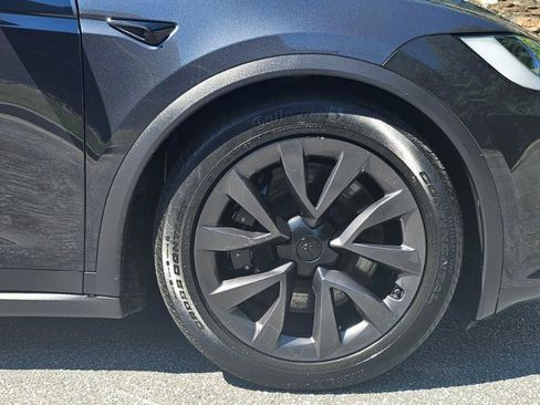 Used 2024 Tesla Model X AWD/4WD image 17