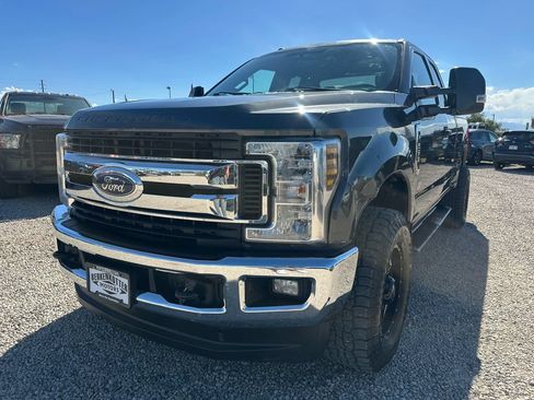 Used 2018 Ford F250 XLT w/ XLT Value Package AWD/4WD image 7