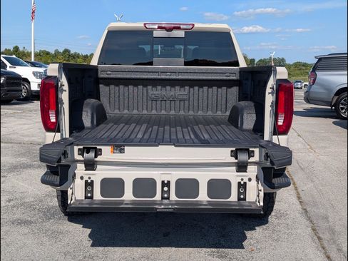 Used 2026 GMC Sierra 1500 AT4 w/ AT4 Premium Package AWD/4WD image 20