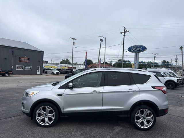 Used 2018 Ford Escape Titanium w/ Ford Safe & Smart Package AWD/4WD image 2