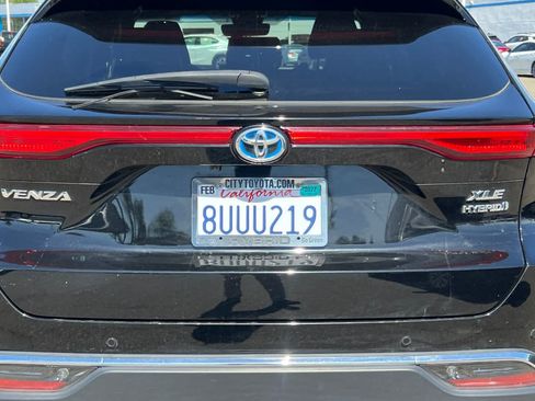 Used 2021 Toyota Venza XLE AWD/4WD image 19