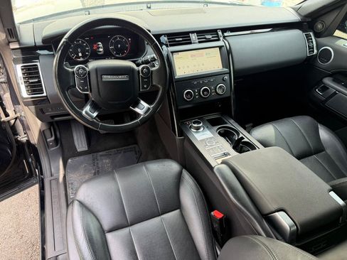 Used 2018 Land Rover Discovery SE AWD/4WD image 24