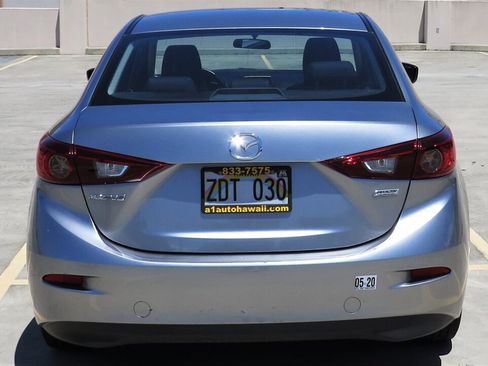 Used 2015 MAZDA MAZDA3 i SV image 5