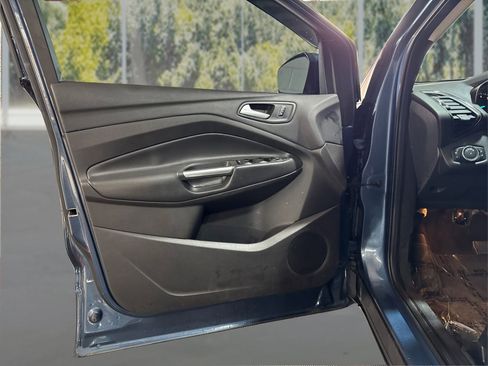 Used 2018 Ford Escape SEL w/ Ford Safe & Smart Package image 18