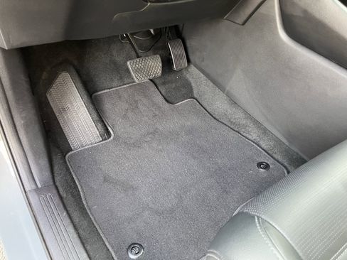 Used 2025 Honda CR-V EX-L image 18