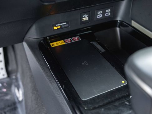 Certified 2025 Toyota Camry XSE AWD/4WD image 19