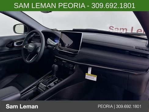 New 2026 Jeep Compass Latitude image 27