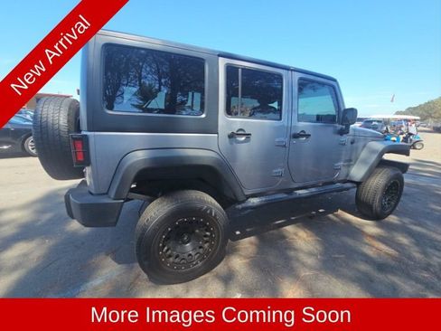 Used 2017 Jeep Wrangler Unlimited Sport w/ Quick Order Package 24S AWD/4WD image 3