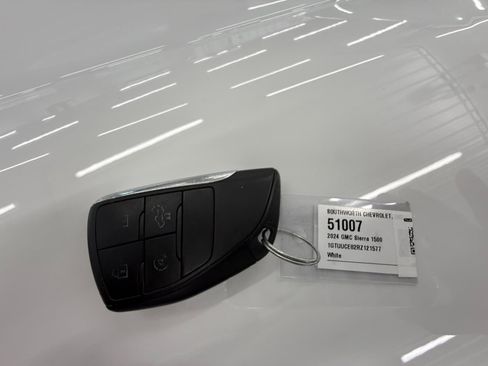 Used 2024 GMC Sierra 1500 Elevation w/ LPO, Elevation Black Package AWD/4WD image 31