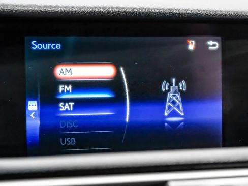Used 2019 Lexus IS 300 RWD image 28