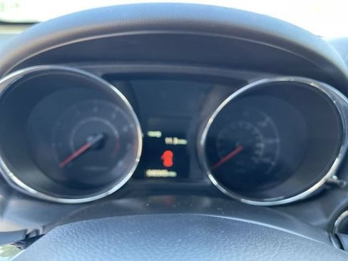 Used 2024 Mitsubishi Outlander Sport SE AWD/4WD image 2