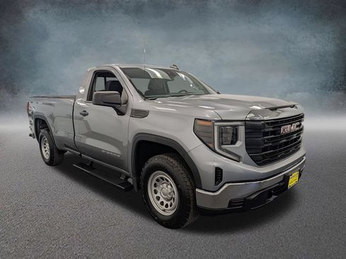 Used 2024 GMC Sierra 1500 Pro w/ Pro Value Package AWD/4WD image 3