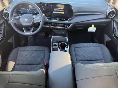 New 2026 Chevrolet Equinox LT image 10