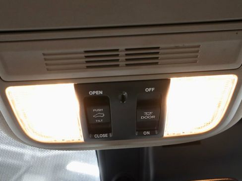 Used 2022 Honda Pilot Special Edition image 35