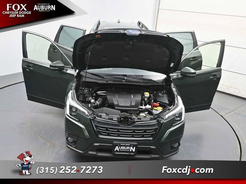 Used 2023 Subaru Forester Limited image 32