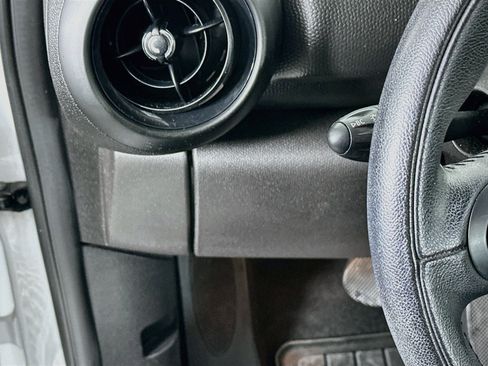 Used 2016 MINI Cooper Countryman FWD image 16