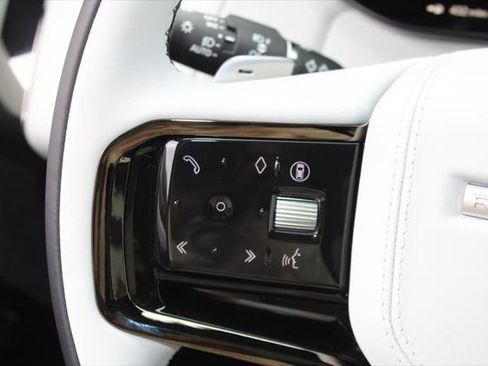 New 2026 Land Rover Range Rover Sport Dynamic SE image 17