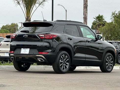 New 2026 Chevrolet TrailBlazer ACTIV w/ Convenience Package FWD image 4